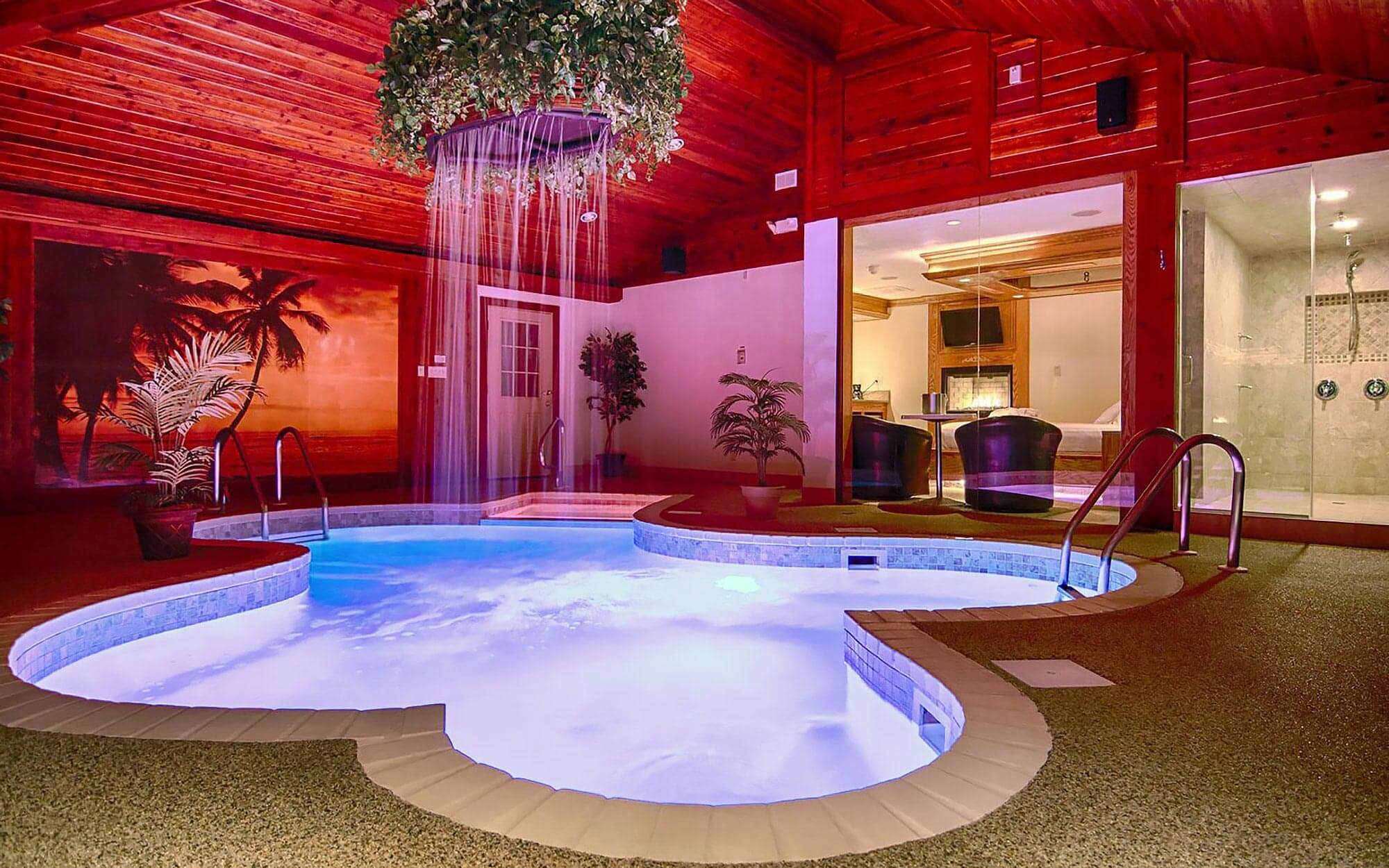 PARADISE SWIMMING POOL SUITE - Learn more...
